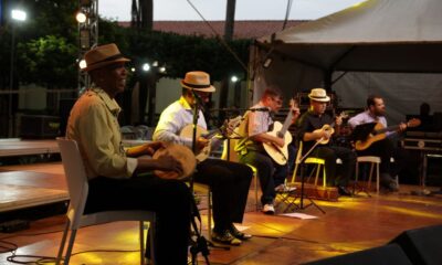 Além dos renomados artistas regionais, o evento traz artistas conceituados do Rio de Janeiro e do Distrito Federal